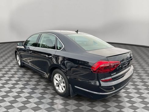 Used 2017 Volkswagen Passat 1.8T S image 5