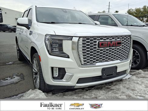 Used 2021 GMC Yukon Denali w/ Denali Ultimate Package image 1
