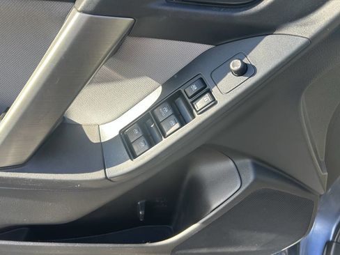 Used 2014 Subaru Forester 2.5i Premium w/ All-Weather Package image 8