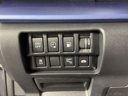 Used 2023 Subaru Crosstrek Hybrid AWD/4WD image 19