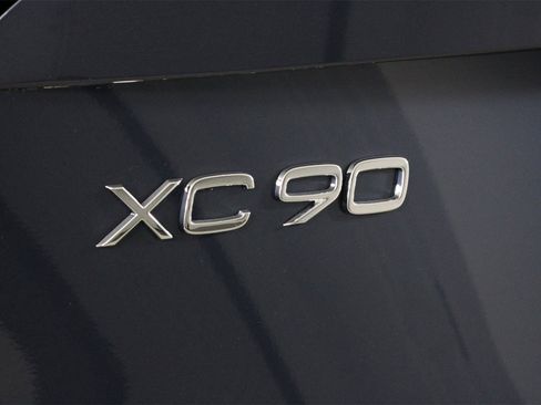 New 2026 Volvo XC90 B5 Ultra image 16