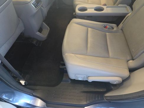 Used 2015 Toyota Highlander Limited Platinum AWD/4WD image 18