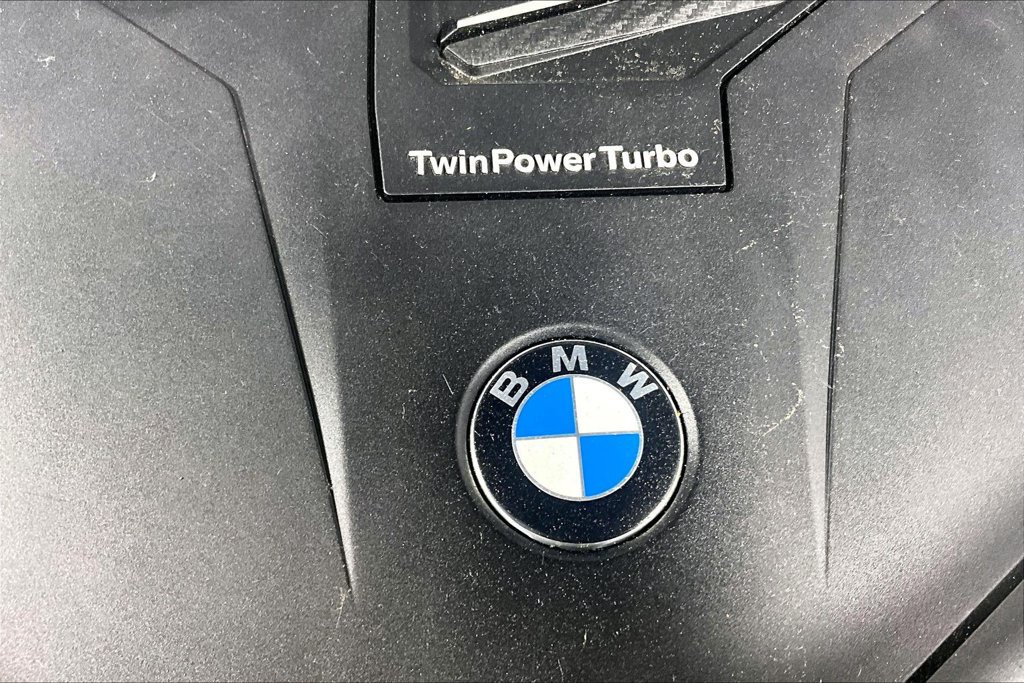 Used 2022 BMW X5 xDrive40i w/ Premium Package AWD/4WD image 31