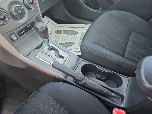 Used 2012 Toyota Corolla S FWD image 20