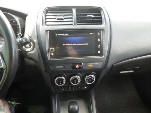 Used 2019 Mitsubishi Outlander Sport ES AWD/4WD image 26