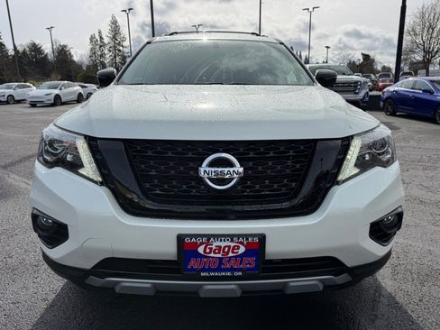 Used 2019 Nissan Pathfinder SL AWD/4WD image 16