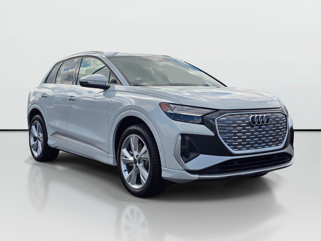 Used 2023 Audi Q4 e-tron Prestige AWD/4WD image 7