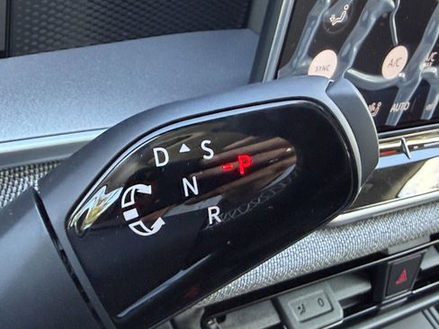 New 2026 Volkswagen Tiguan S image 25