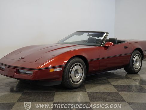 Used 1987 Chevrolet Corvette Convertible RWD image 6