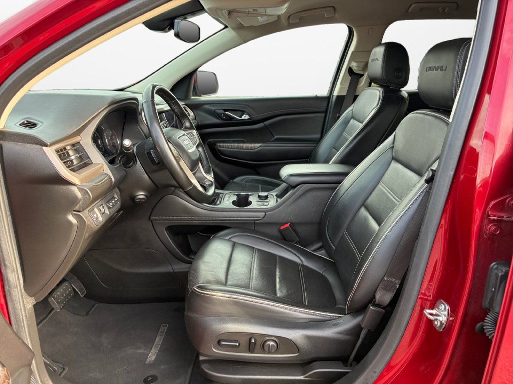 Used 2023 GMC Acadia Denali FWD image 18