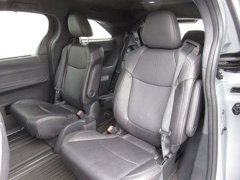 Certified 2024 Toyota Sienna XLE Woodland Edition AWD/4WD image 17