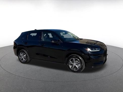 Used 2025 Honda HR-V EX-L image 2