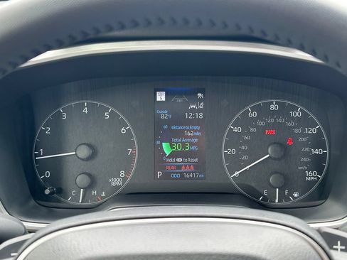 Certified 2025 Toyota Corolla Hatchback FWD image 30