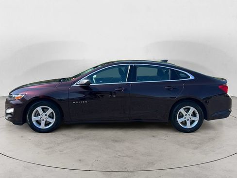 Used 2021 Chevrolet Malibu LS FWD image 2