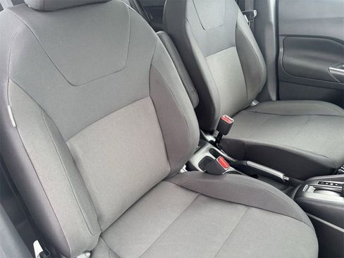 New 2025 Nissan Kicks Play S image 11