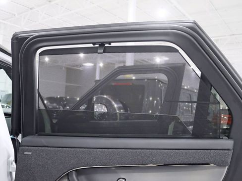 Used 2025 Land Rover Range Rover Sport Dynamic SE AWD/4WD image 39
