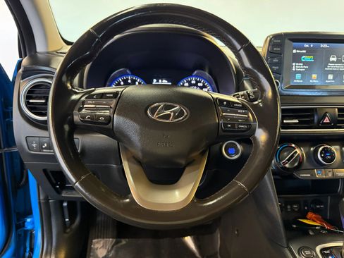 Used 2021 Hyundai Kona SEL Plus AWD/4WD image 16