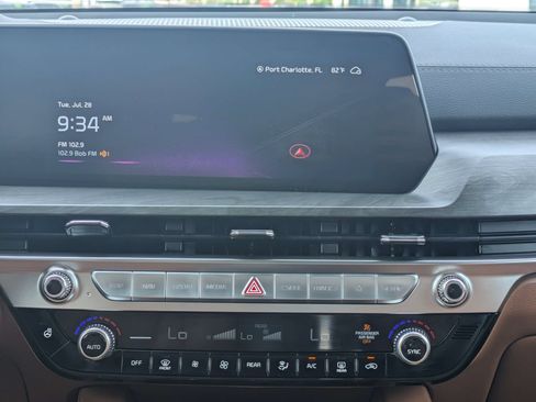 Certified 2025 Kia Telluride EX X-Line AWD/4WD image 17