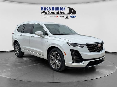 Used 2024 Cadillac XT6 Premium Luxury w/ LPO, Floor Liner Package AWD/4WD image 9