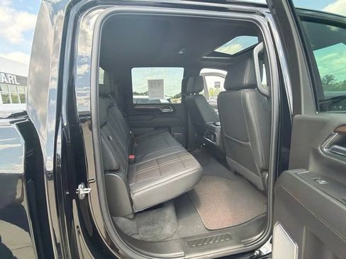 Certified 2024 Chevrolet Silverado 2500 High Country w/ Midnight Edition AWD/4WD image 25