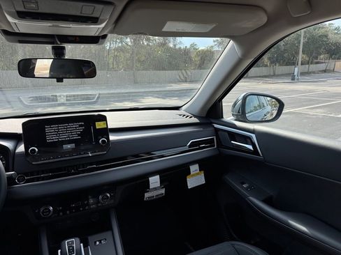 New 2025 Mitsubishi Outlander SE image 27