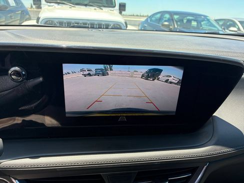 Used 2025 Buick Encore GX Preferred FWD image 21