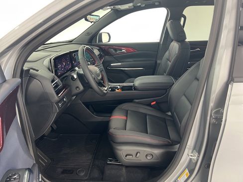 New 2026 Chevrolet Traverse RS image 19