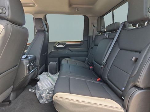 New 2026 GMC Sierra 2500 Denali w/ Denali Reserve Package AWD/4WD image 26