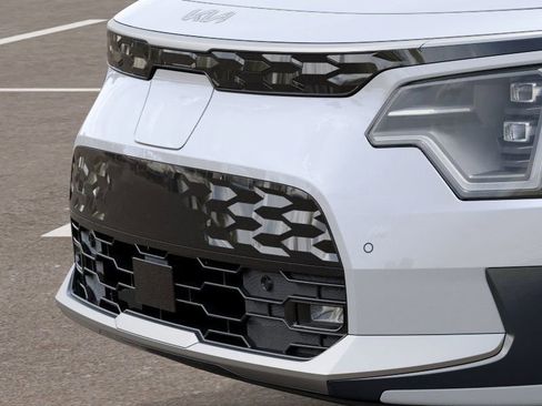 New 2025 Kia Niro Wave w/ Wave Preserve Package image 12