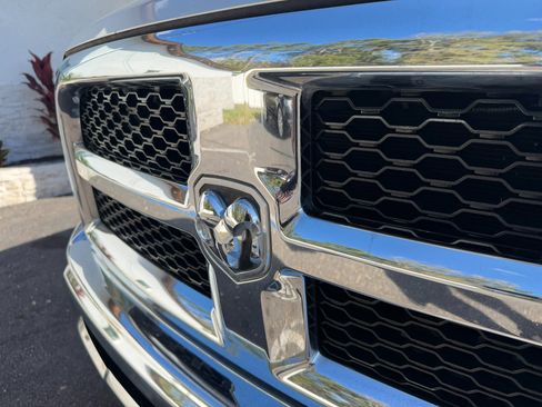 Used 2015 RAM 2500 SLT image 5