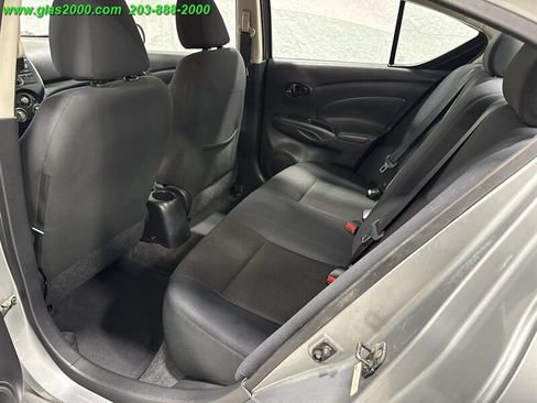 Used 2012 Nissan Versa SV image 9