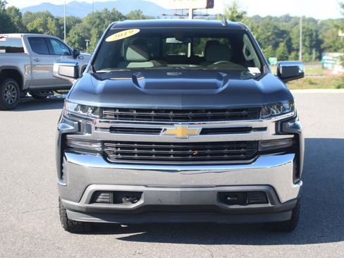 Used 2019 Chevrolet Silverado 1500 LT w/ All-Star Edition AWD/4WD image 2