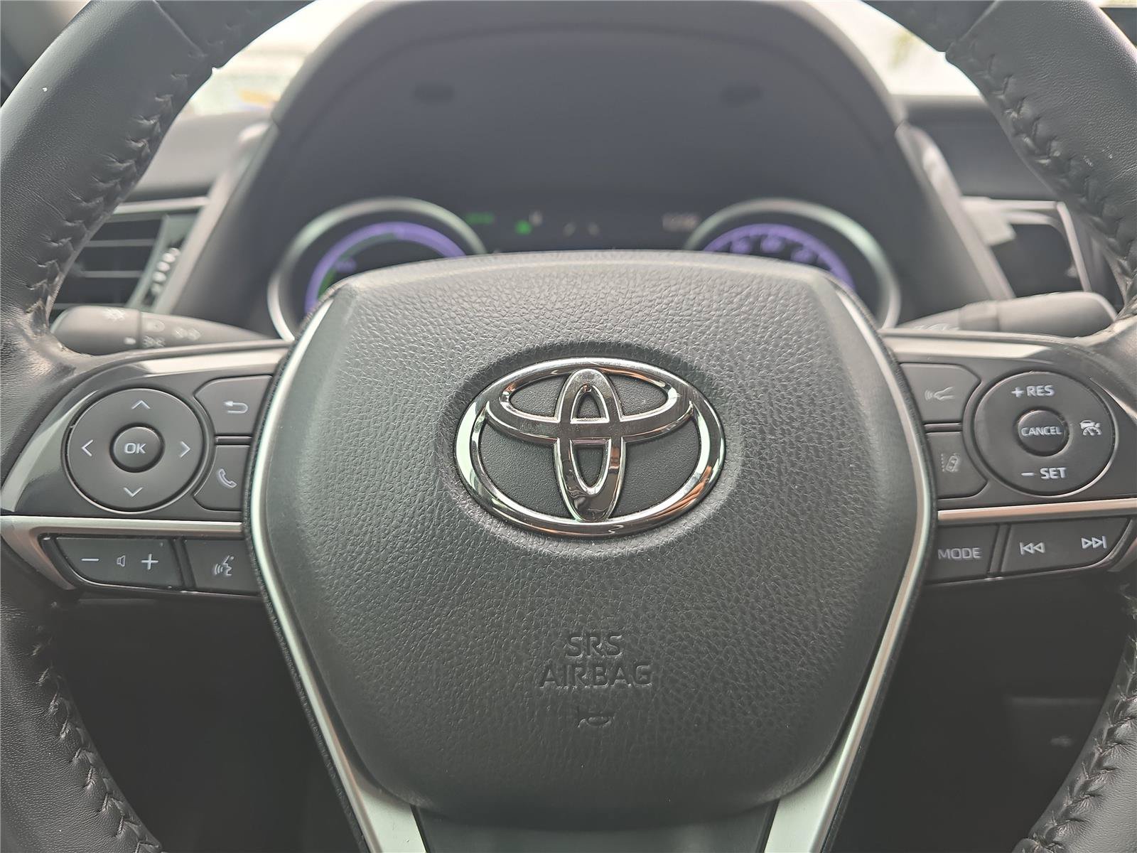 Used 2022 Toyota Camry XLE w/ Navigation Upgrade Package FWD image 23