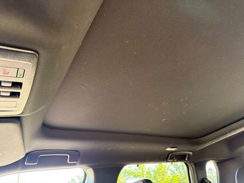 Used 2025 Mitsubishi Outlander SEL AWD/4WD image 16