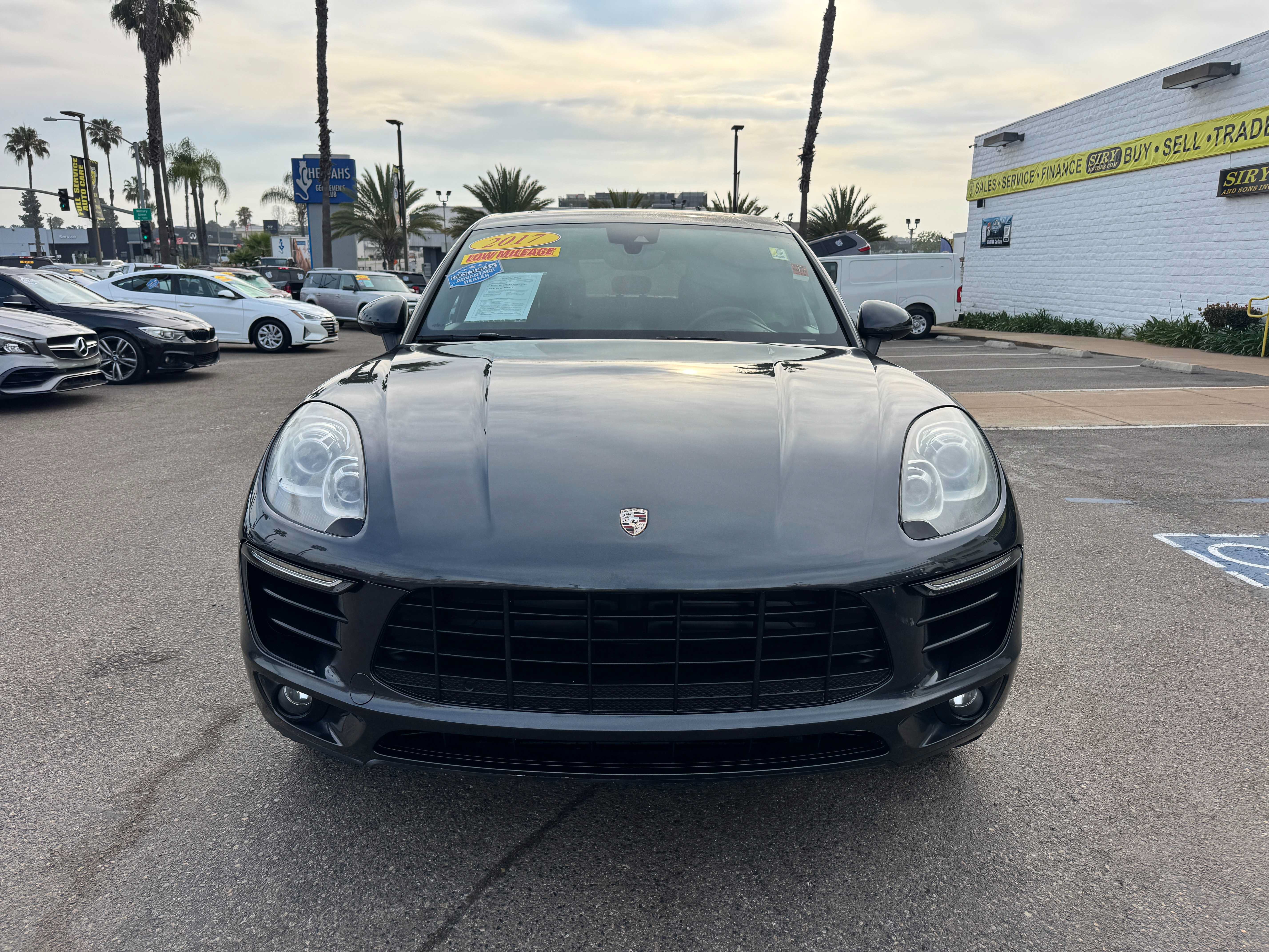 Used 2017 Porsche Macan S AWD/4WD image 2