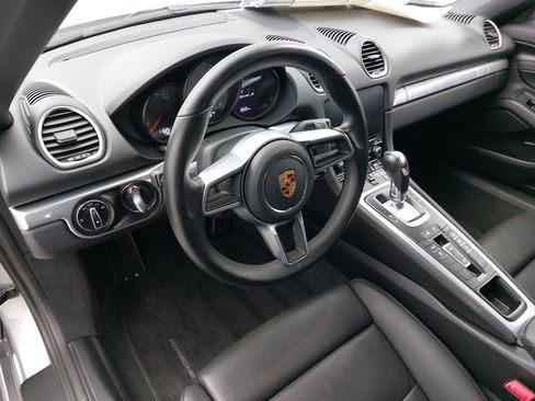 Certified 2021 Porsche 718 Boxster S image 4