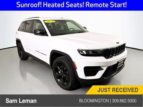Used 2023 Jeep Grand Cherokee Altitude AWD/4WD image 1