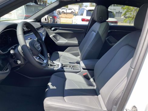 New 2025 Audi Q3 2.0T Premium image 15