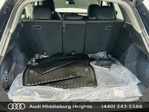 Certified 2025 Audi Q5 Premium w/ Convenience Package AWD/4WD image 30