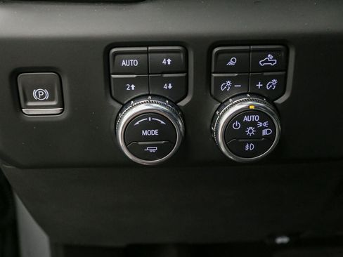 Used 2023 GMC Sierra 1500 Denali w/ Denali Reserve Package AWD/4WD image 43
