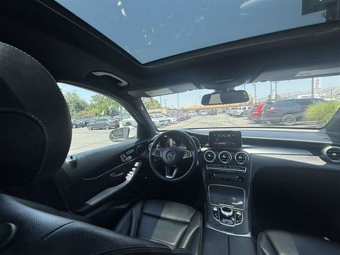 Used 2018 Mercedes-Benz GLC 300 4MATIC image 25