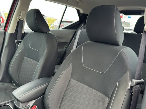 Used 2024 Nissan Kicks SV image 14