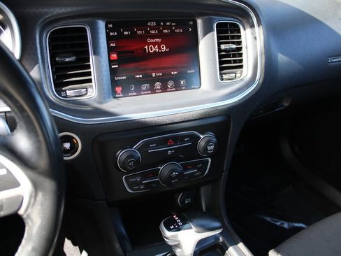 Used 2016 Dodge Charger R/T RWD image 27