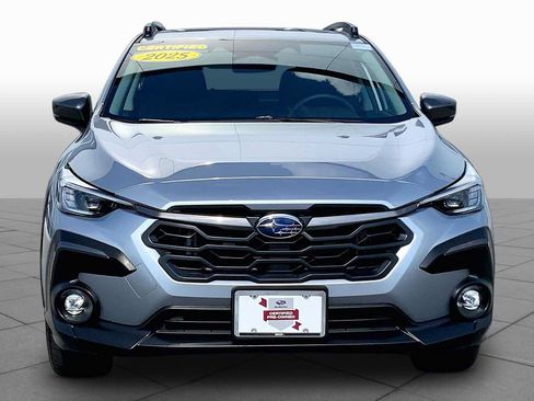 Used 2025 Subaru Crosstrek 2.5i Limited AWD/4WD image 3
