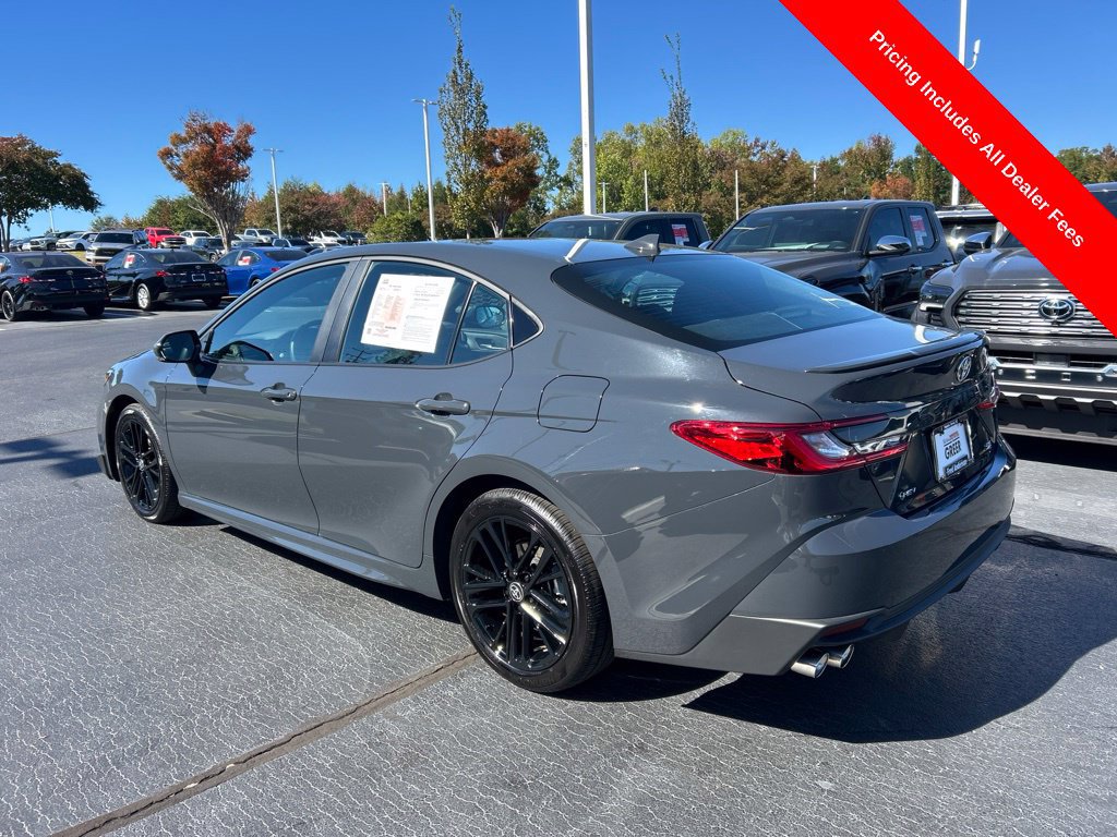 Used 2026 Toyota Camry SE FWD image 16