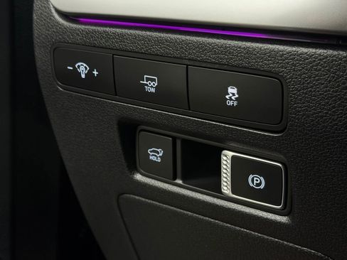 Used 2024 Hyundai Palisade Limited image 35