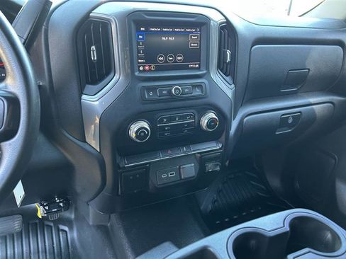 Used 2021 GMC Sierra 3500 Base Crew Cab 4WD w/ Convenience Package image 12