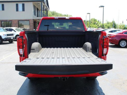 Used 2023 GMC Sierra 1500 Elevation w/ LPO, Elevation Black Package AWD/4WD image 13