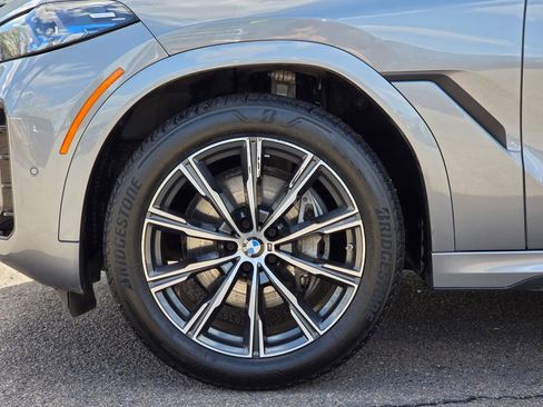Used 2025 BMW X6 xDrive40i AWD/4WD image 11