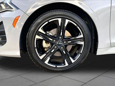 Used 2023 Kia K5 GT-Line w/ GT-Line Premium Package FWD image 11